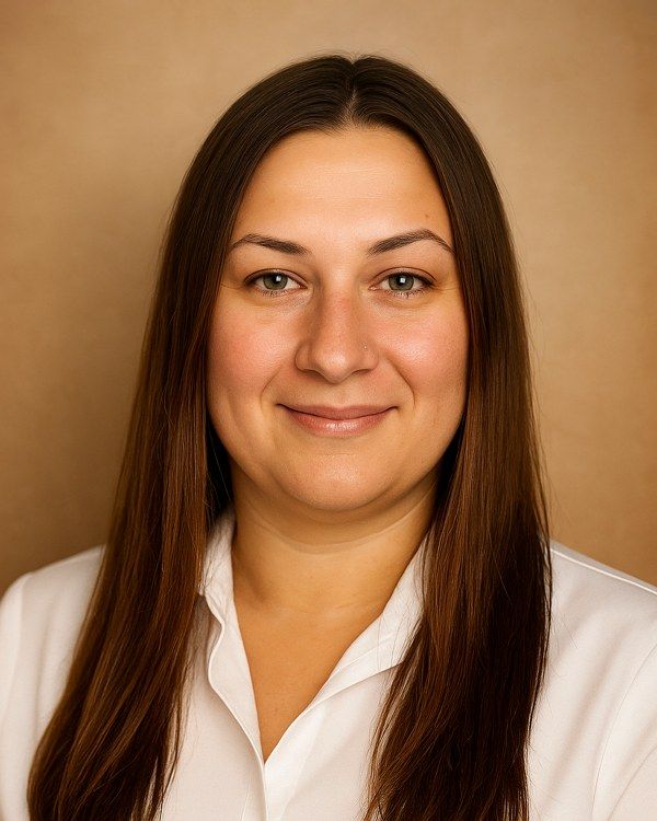 Headshot of Ianina Metcalf, FNP